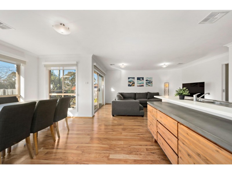 5A Mocatta Place, Latham ACT 2615