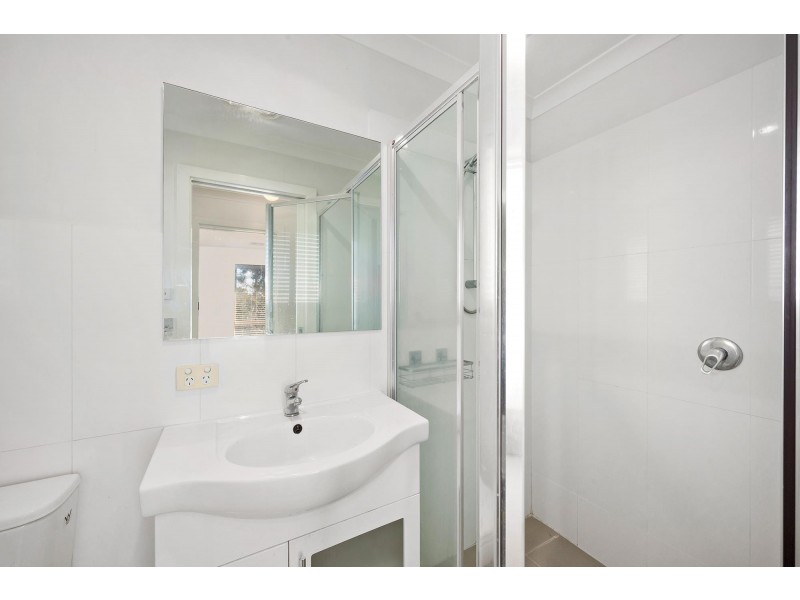 5A Mocatta Place, Latham ACT 2615