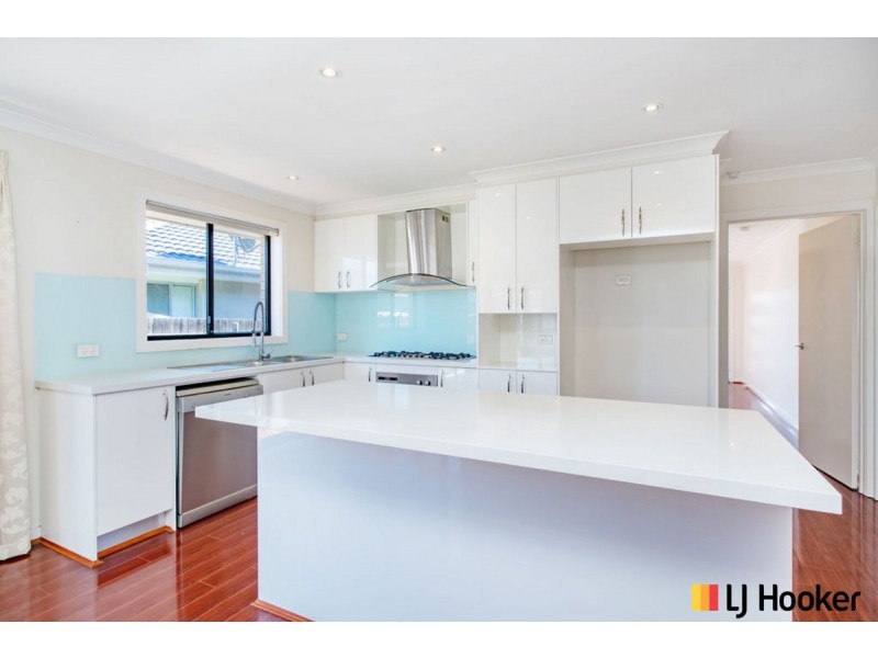 17 Stang Place, Macgregor ACT 2615