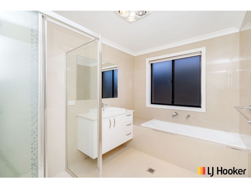 17 Stang Place, Macgregor ACT 2615