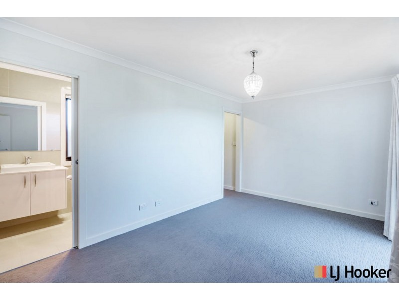 17 Stang Place, Macgregor ACT 2615