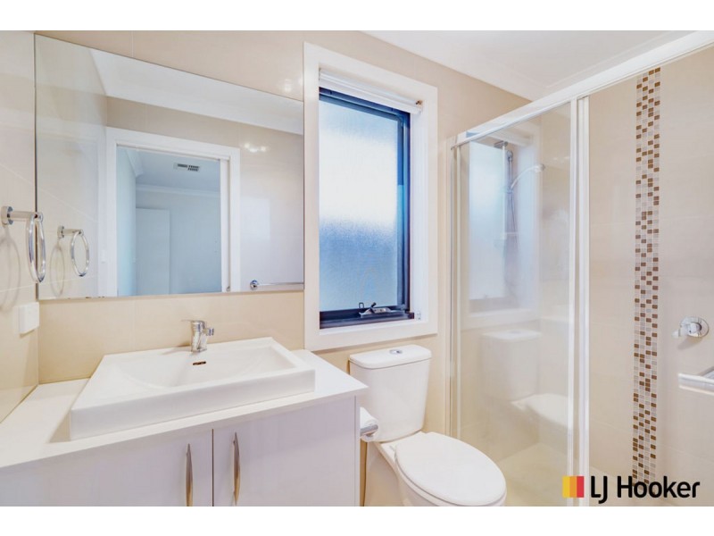 17 Stang Place, Macgregor ACT 2615