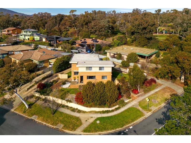 57 Williamson Street, Holder ACT 2611