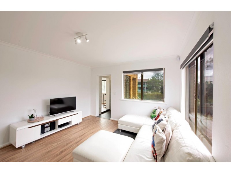 57 Williamson Street, Holder ACT 2611