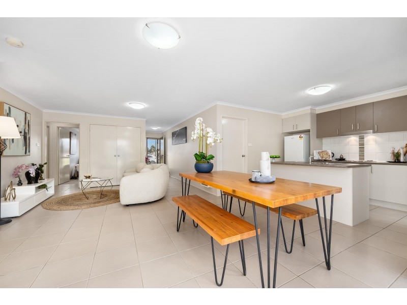12 Hazelton Street, Macgregor ACT 2615