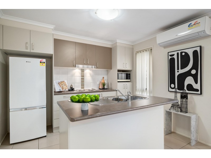 12 Hazelton Street, Macgregor ACT 2615