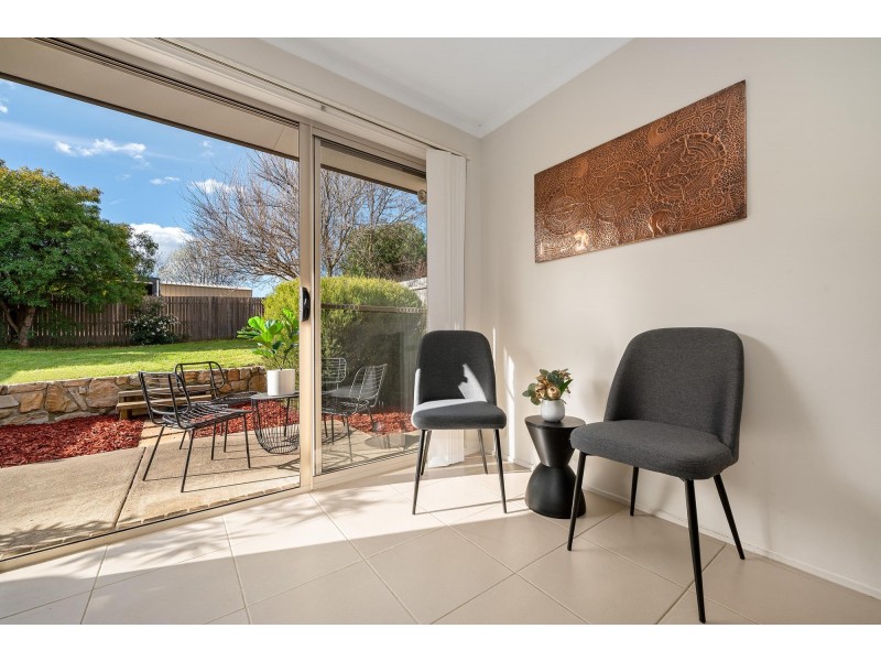 12 Hazelton Street, Macgregor ACT 2615