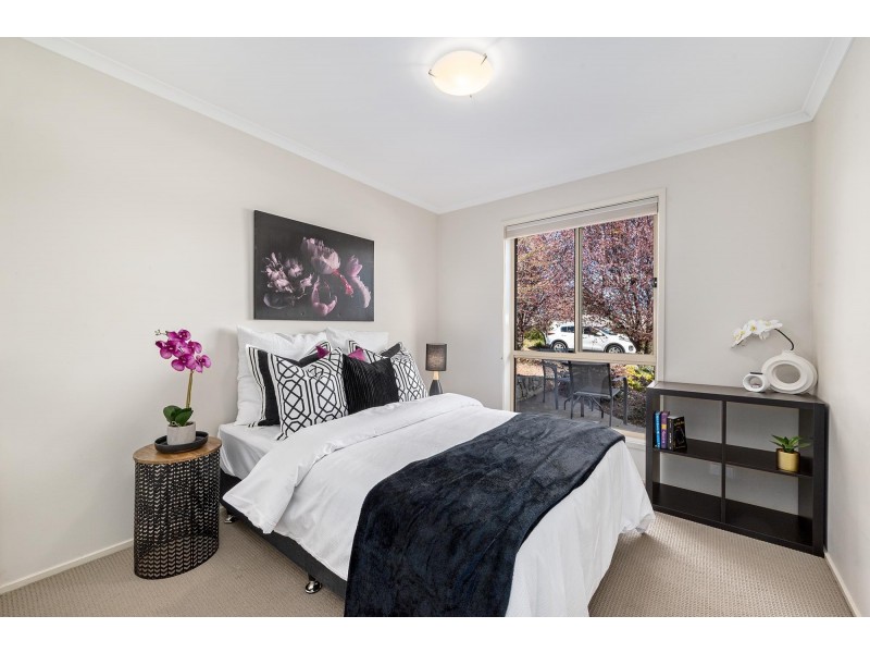 12 Hazelton Street, Macgregor ACT 2615