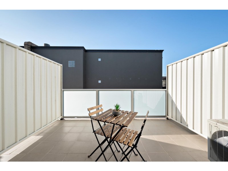 6/64 Hardwick Crescent, Holt ACT 2615