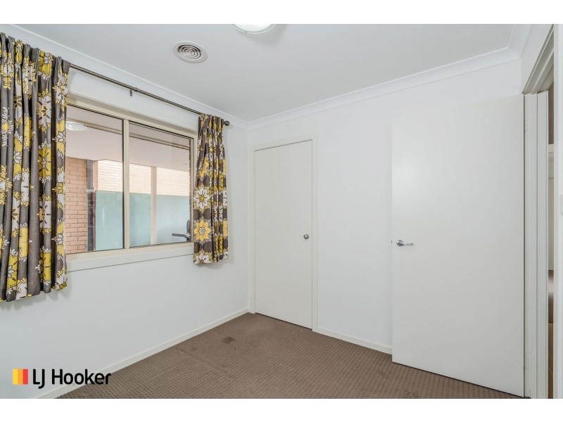 34 Hilda Kincaid Crescent, Macgregor ACT 2615