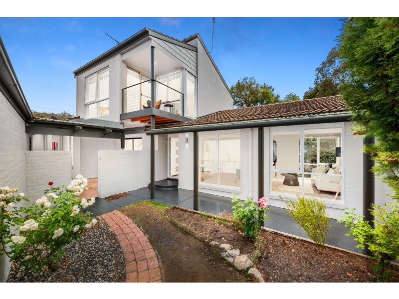 69 Merriman Crescent, Macarthur ACT 2904