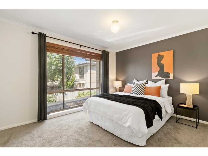 2/66-68 Paul Coe Crescent, Ngunnawal ACT 2913