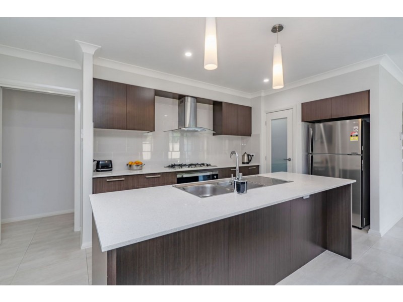 11 Kingham Place, Charnwood ACT 2615
