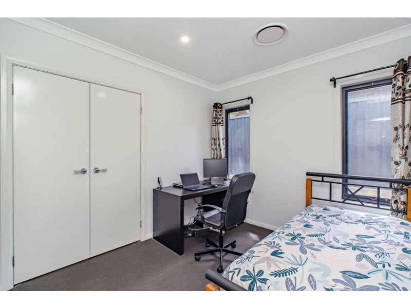 11 Kingham Place, Charnwood ACT 2615