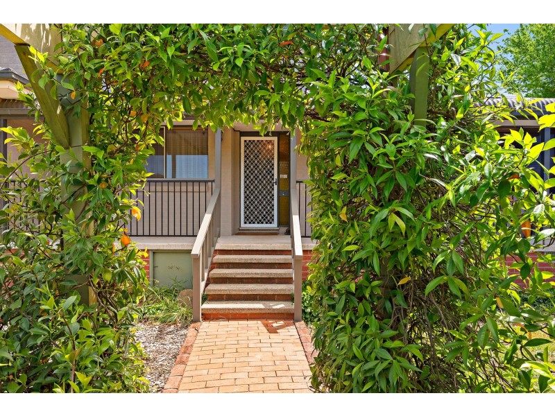 11 Wassell Place, Macgregor ACT 2615