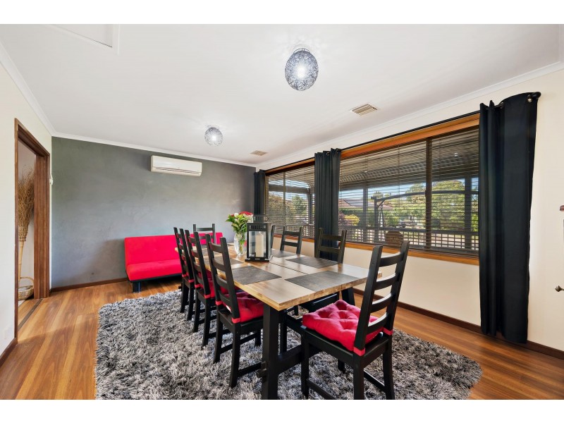 11 Wassell Place, Macgregor ACT 2615