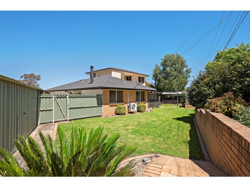 11 Wassell Place, Macgregor ACT 2615