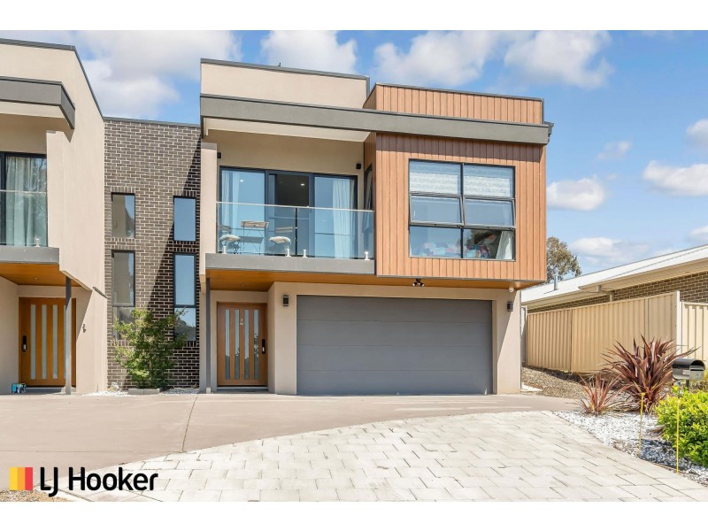 2/62 Macrossan Crescent, Latham ACT 2615