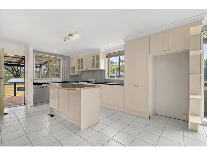 15 Hosking Place, Melba ACT 2615