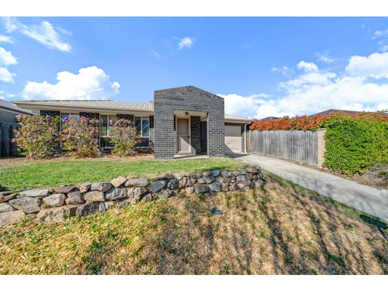 29 Clyde Finlay Street, Macgregor ACT 2615