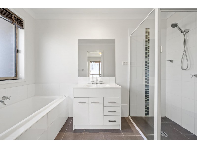 29 Clyde Finlay Street, Macgregor ACT 2615