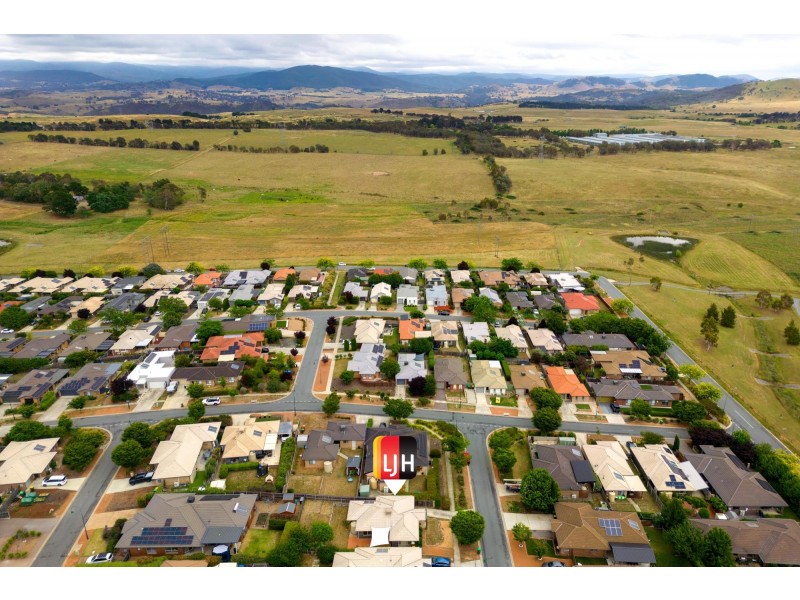 29 Clyde Finlay Street, Macgregor ACT 2615