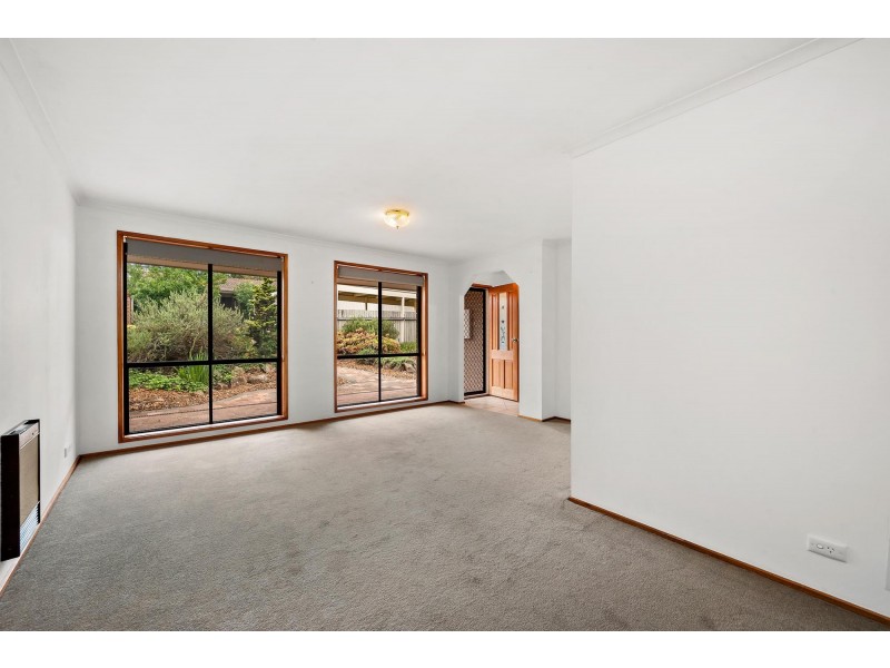 6 Burge Close, Holt ACT 2615