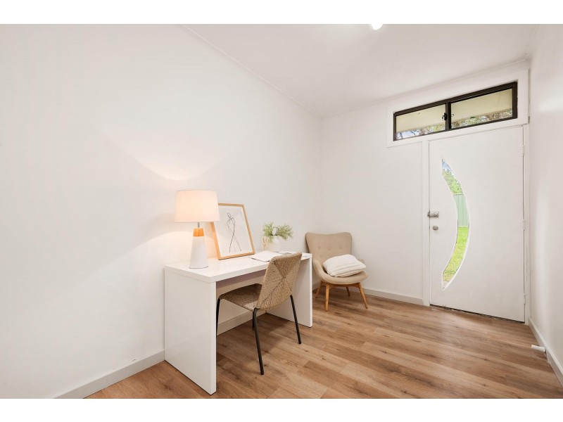 5 Box Place, Latham ACT 2615