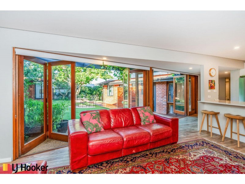 39 Sprent Street, Narrabundah ACT 2604