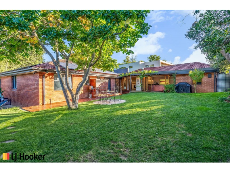 39 Sprent Street, Narrabundah ACT 2604