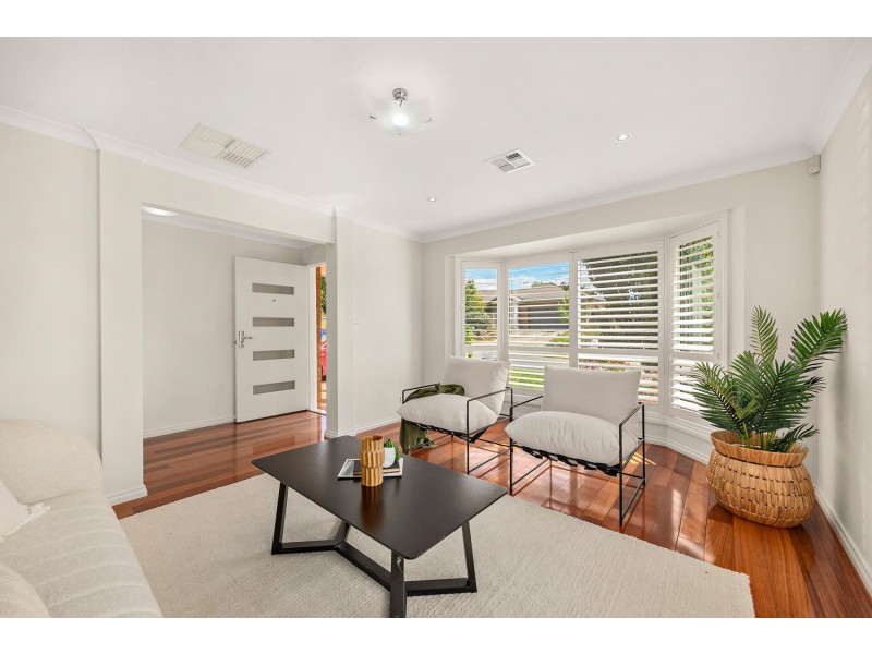 7 John James Loop, Macgregor ACT 2615