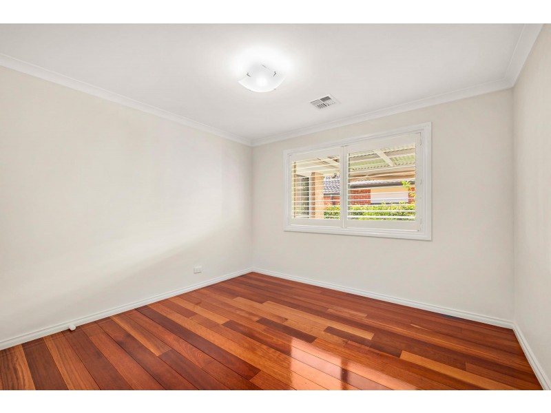 7 John James Loop, Macgregor ACT 2615