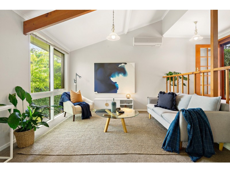 11 Harper Street, Macgregor ACT 2615