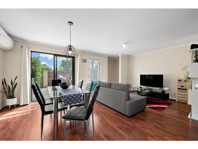 7/17 Luffman Cresent, Gilmore ACT 2905