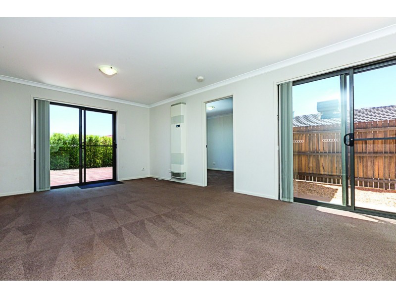 6 Stang Street, Macgregor ACT 2615