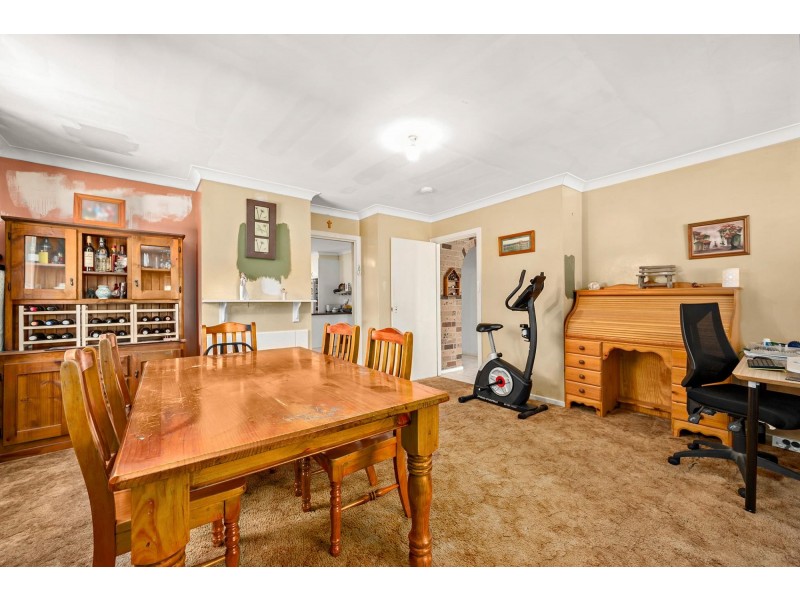 322 Southern Cross Drive, Macgregor ACT 2615