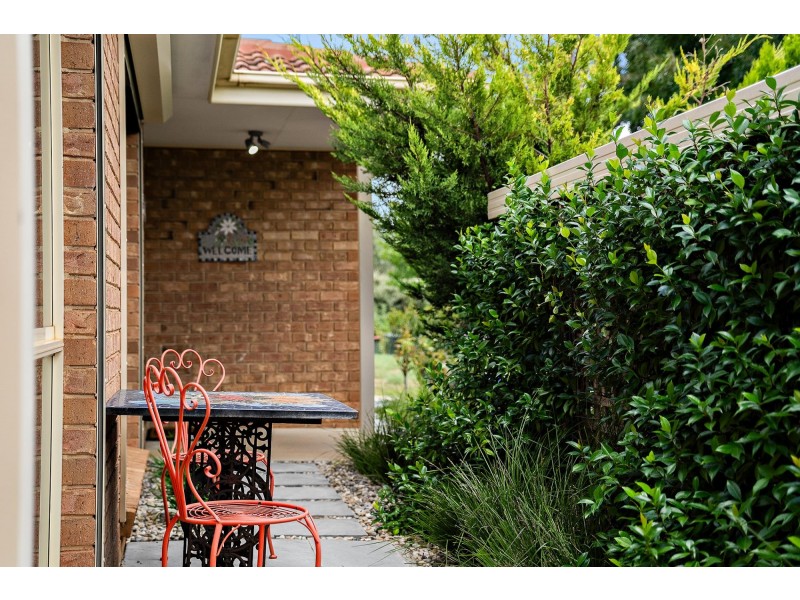 2 Elyard Place, Dunlop ACT 2615