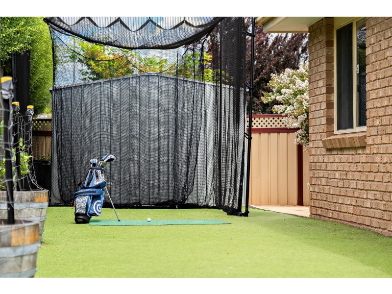 2 Elyard Place, Dunlop ACT 2615