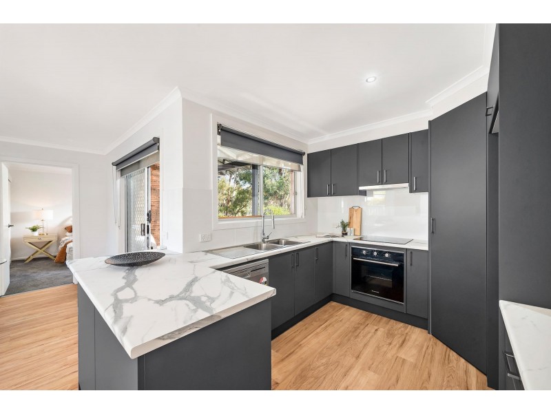 4 Lane Place, Spence ACT 2615