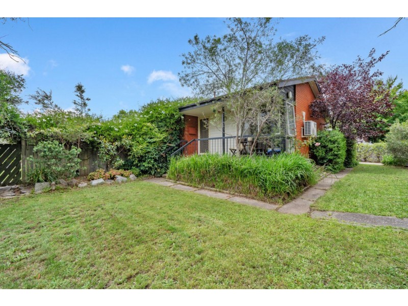 4 Brooke Place, Wanniassa ACT 2903