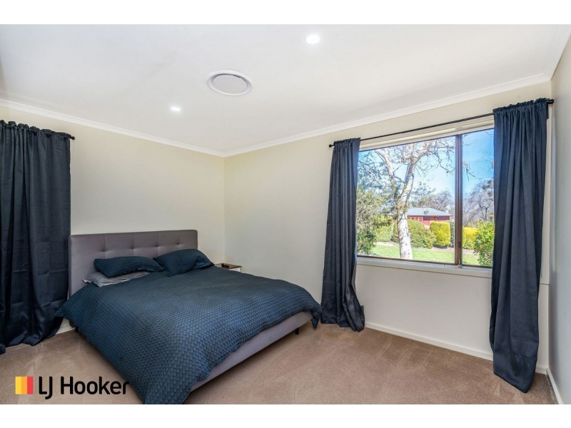 2 Cooney Court, Charnwood ACT 2615