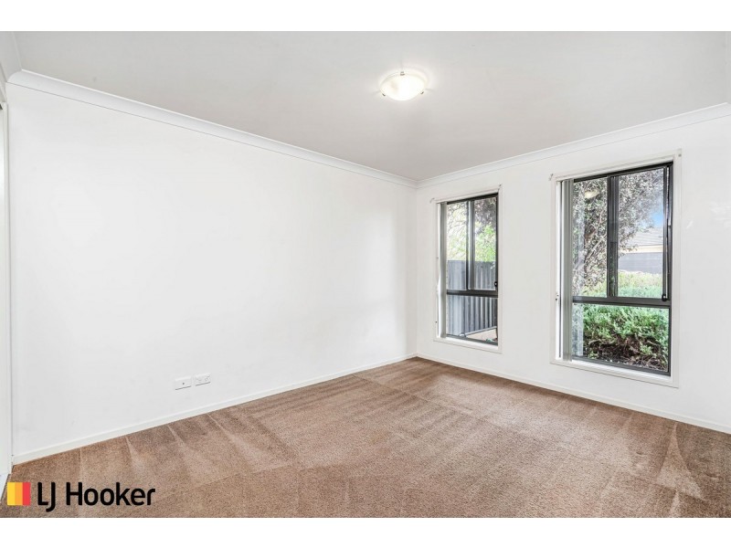 6 Stang Place, Macgregor ACT 2615