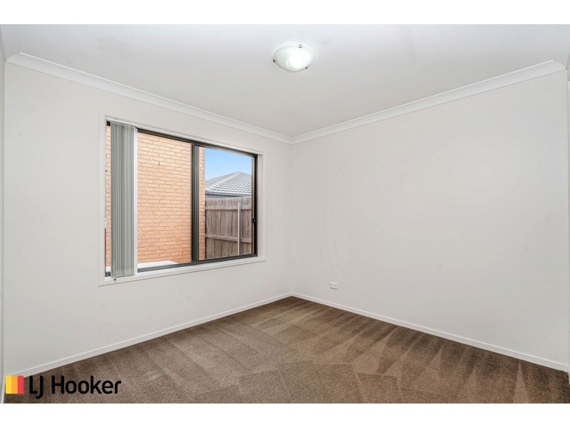 6 Stang Place, Macgregor ACT 2615