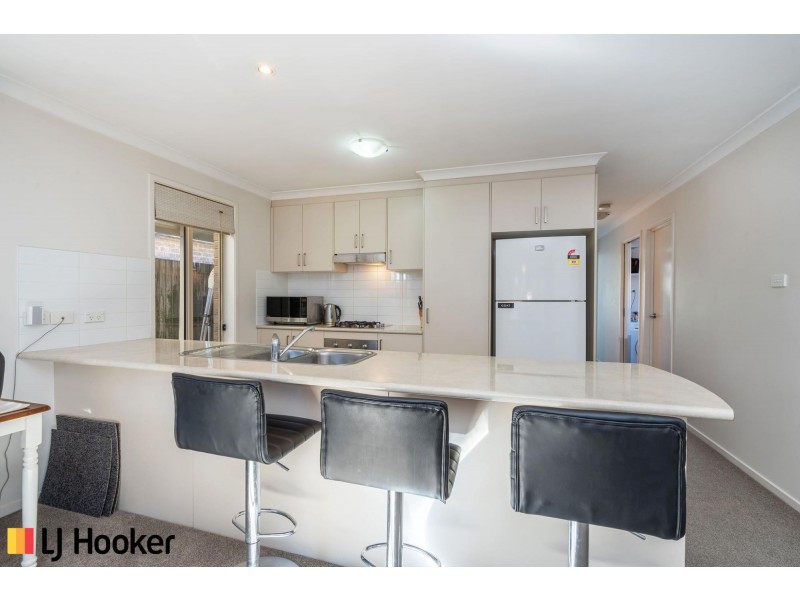 15 John Holt Street, Macgregor ACT 2615