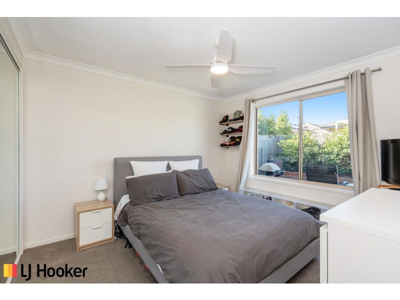 15 John Holt Street, Macgregor ACT 2615