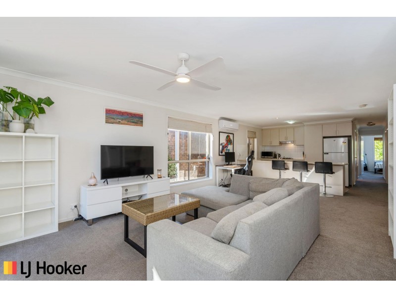 15 John Holt Street, Macgregor ACT 2615