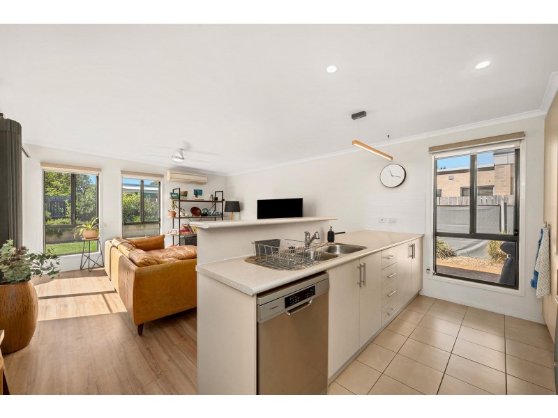 28 Bryan Hudson Street, Macgregor ACT 2615
