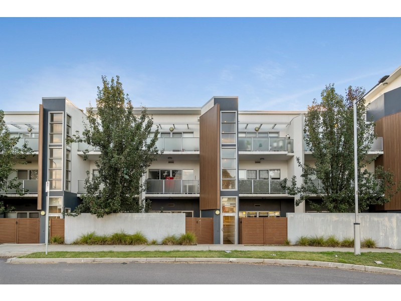 61/41 Clare Burton Crescent, Franklin ACT 2913