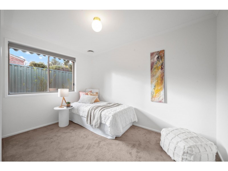 66 House Circuit, Banks ACT 2906