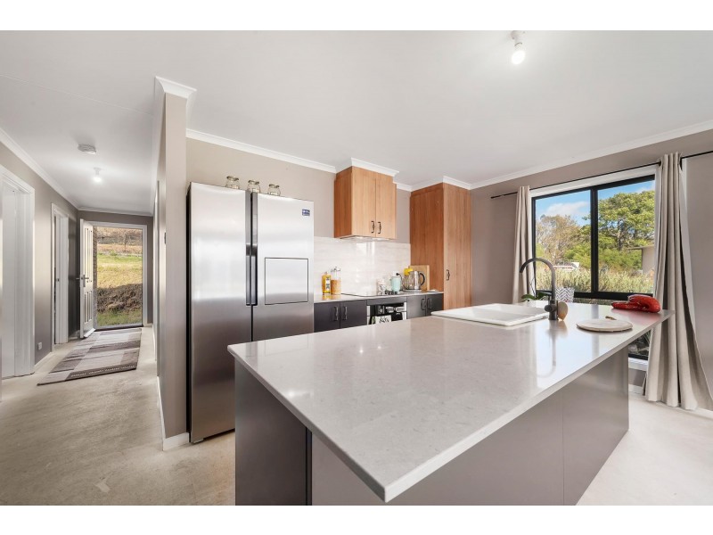 48 Queen Street, Binalong NSW 2584